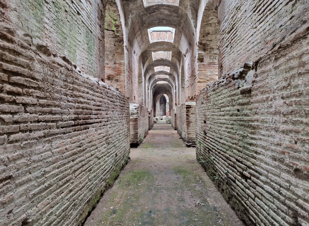 capua-amphitheater (5)
