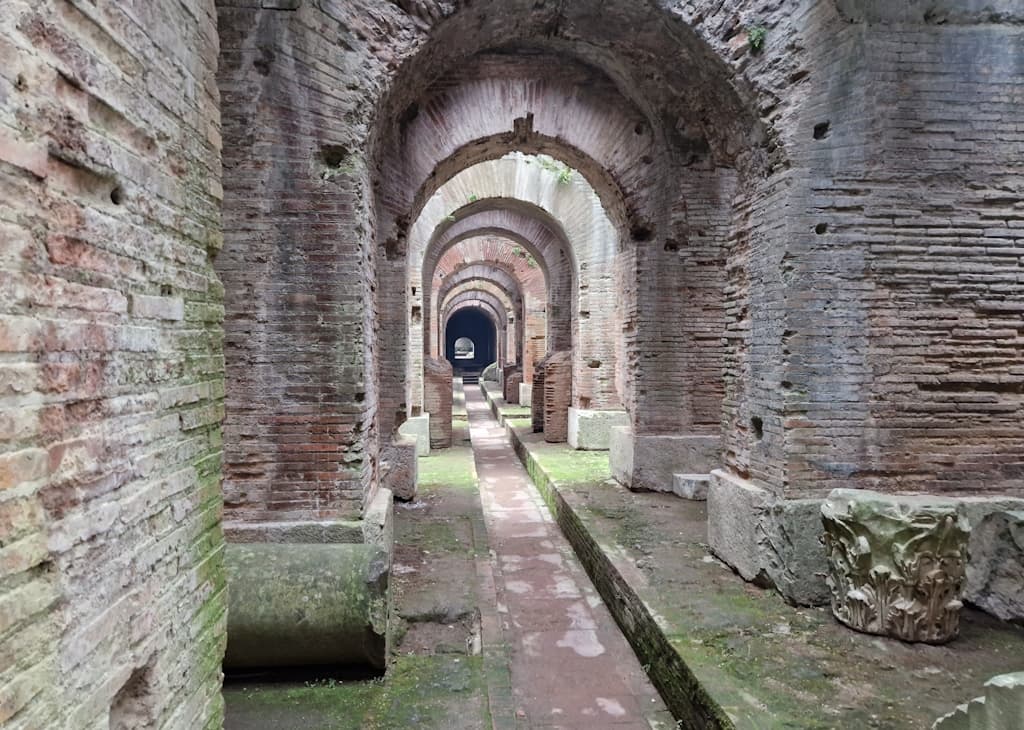 capua amphitheater (8)