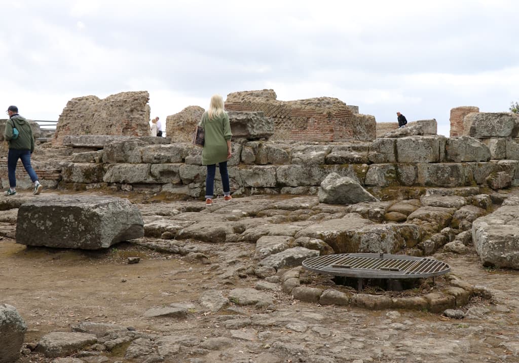 cumae-archaeologischer-park-kampanien-campi-flegrei (9)