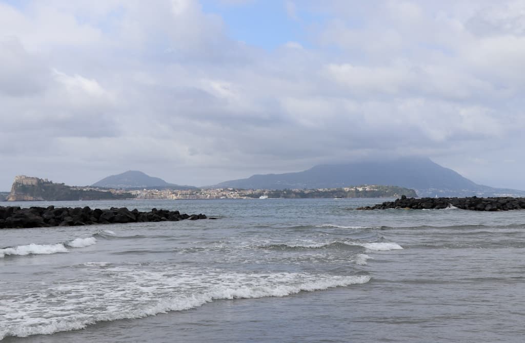 miliscola-strand-beach-bacoli-spiaggia (2)