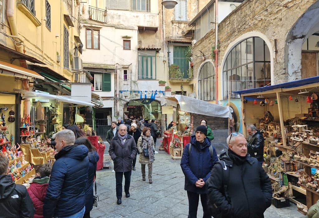 via-san-gregorio-armeno-napolie-neapel-krippenstrasse (13)